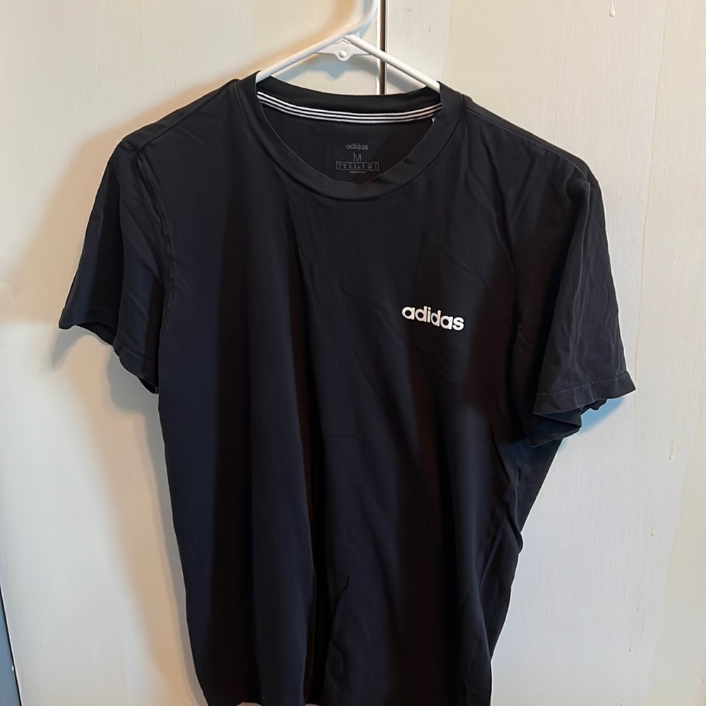 Adidas T-shirt